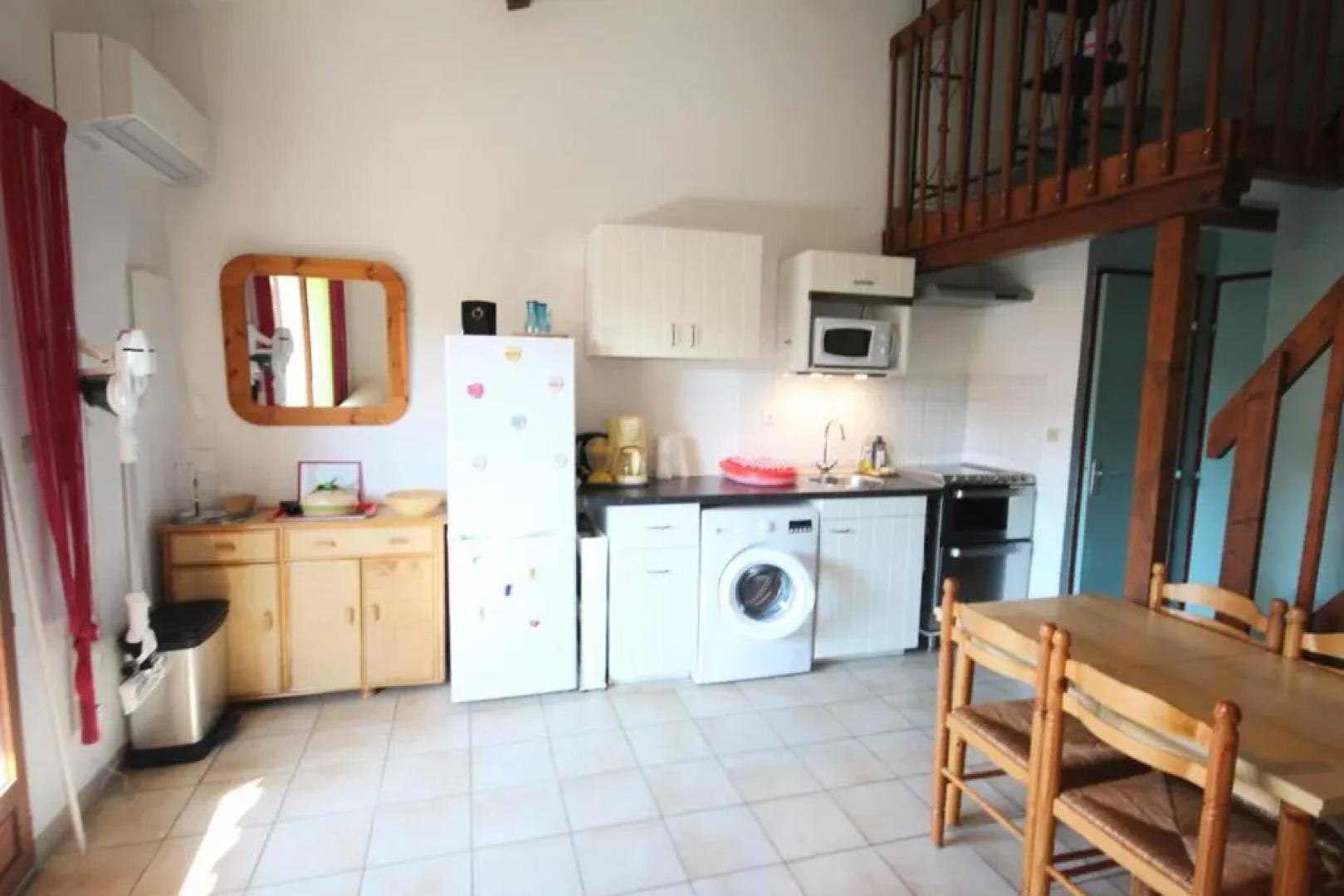 Belle villa climatisée 4-5 couchages terrasse parking dans résidence sécurisée avec piscine commune 400m de la mer LRJP11