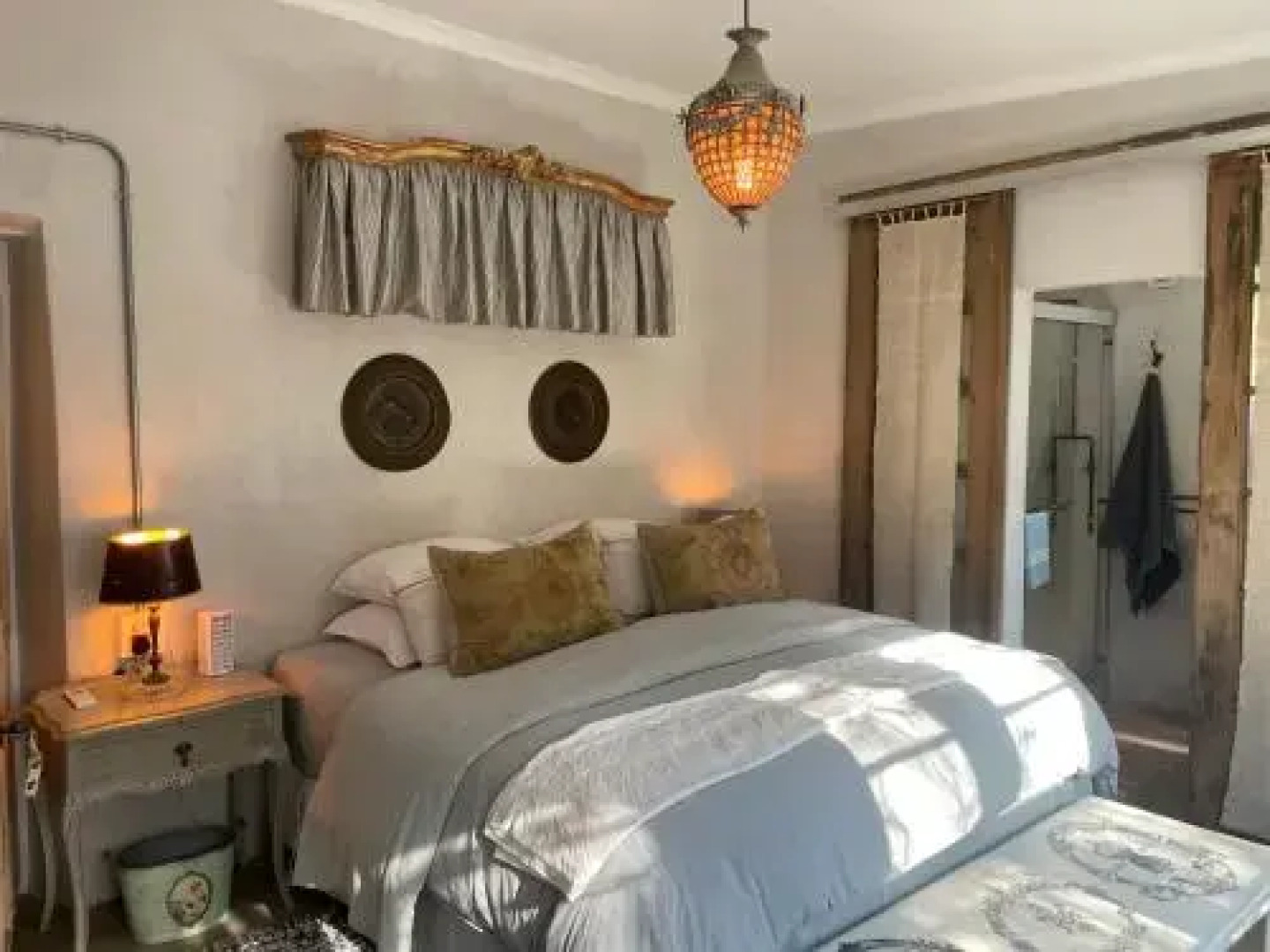 The Karoo Moon House & Cottage