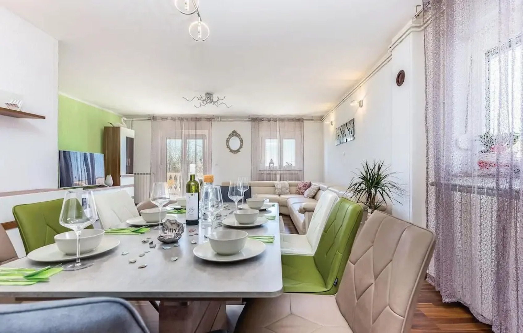 Awesome Home in Crikvenica With Wifi and 6 Bedrooms
