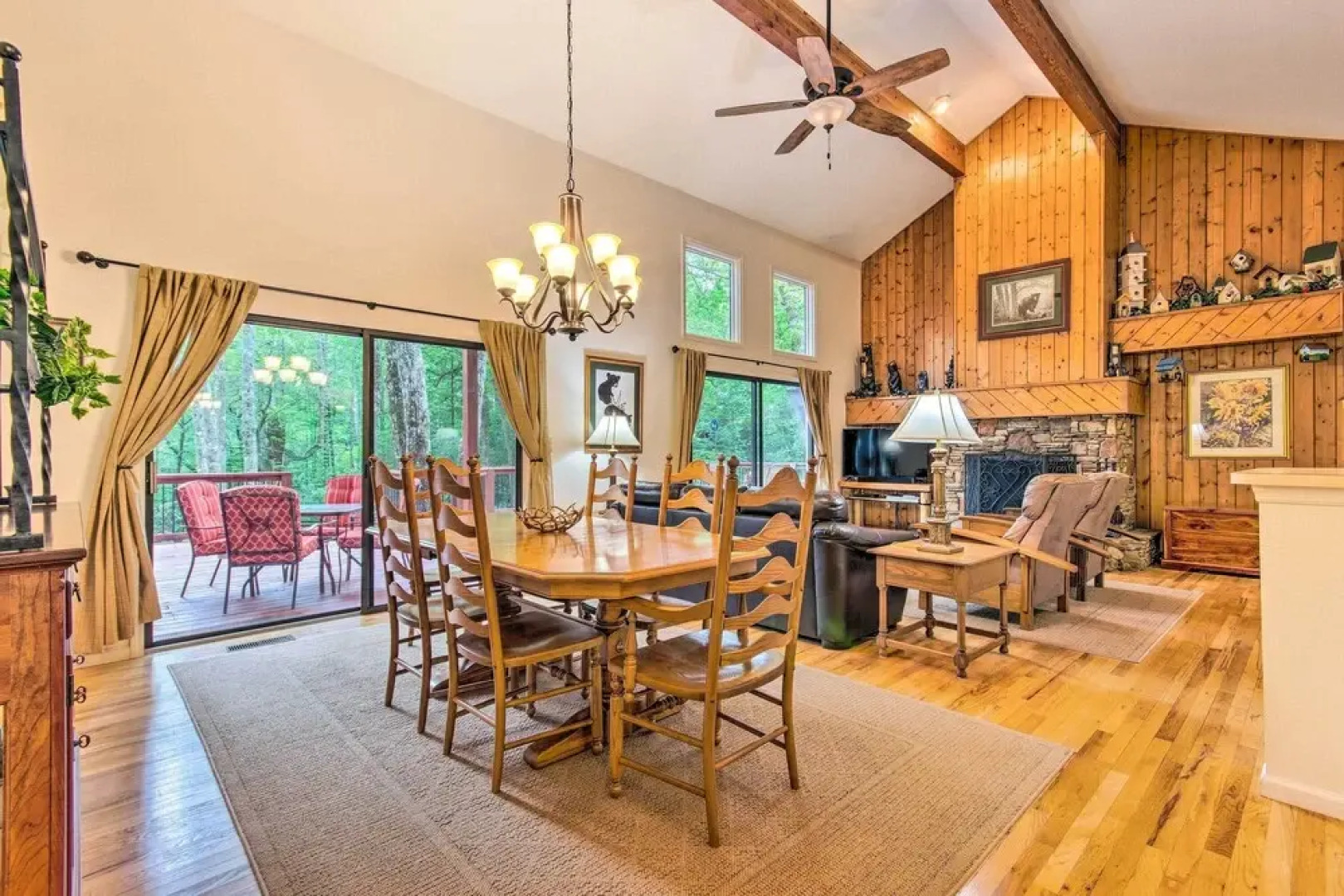 Lake Toxaway Cabin w/ Fire Pit - 1 Mi to Marina