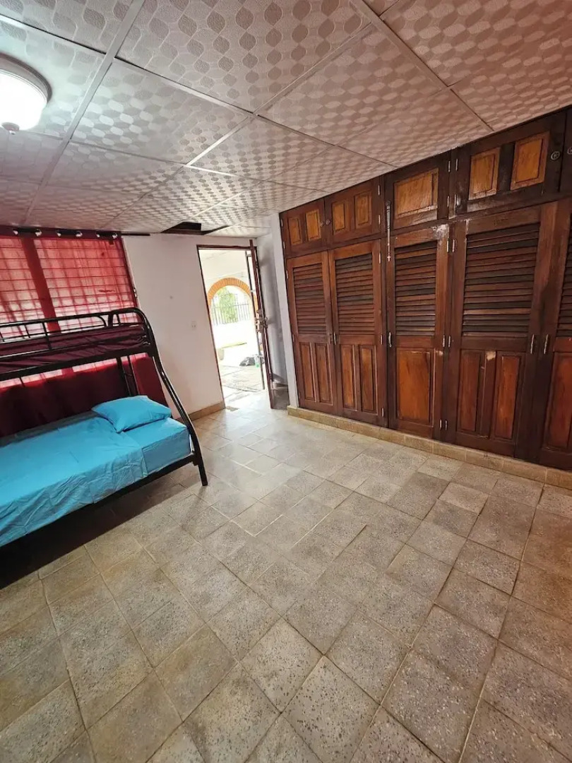 Cuartos independientes con baño privado