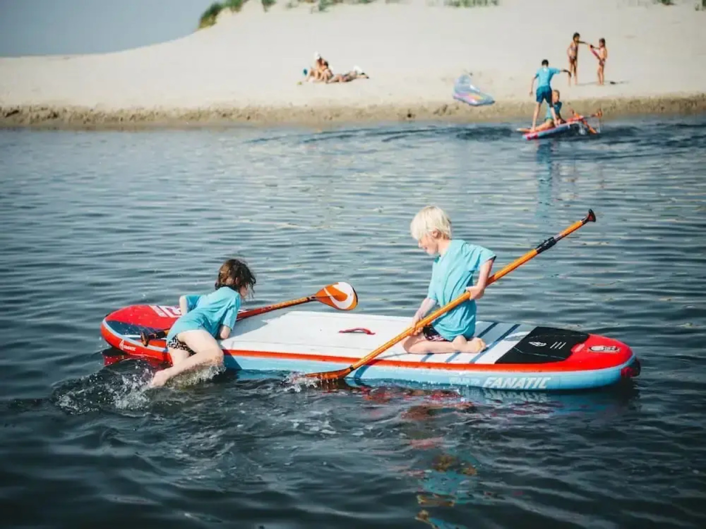 Nice Holiday Home with Dishwasher near Beach