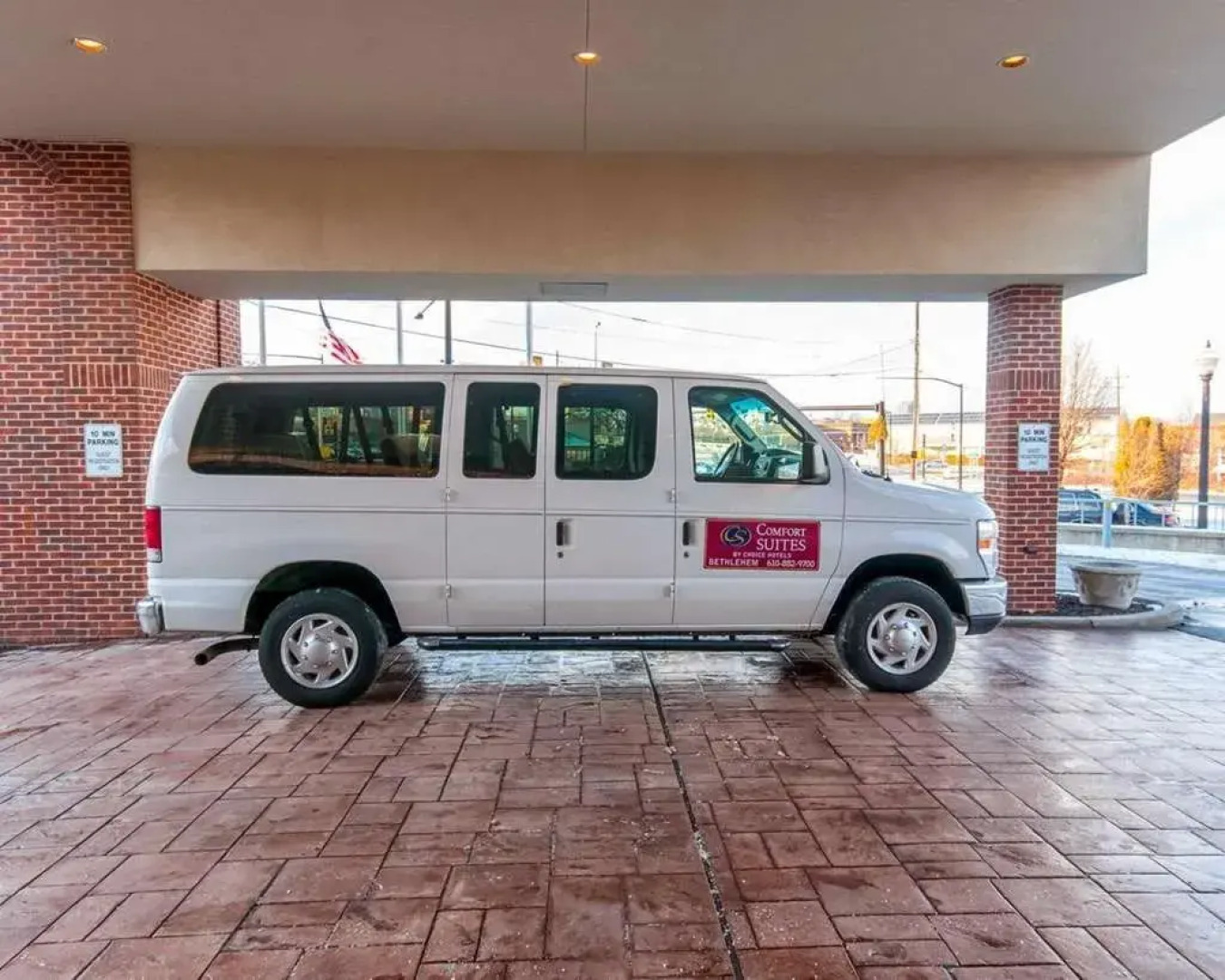 Comfort Suites Bethlehem Near Lehigh University and LVI Airport