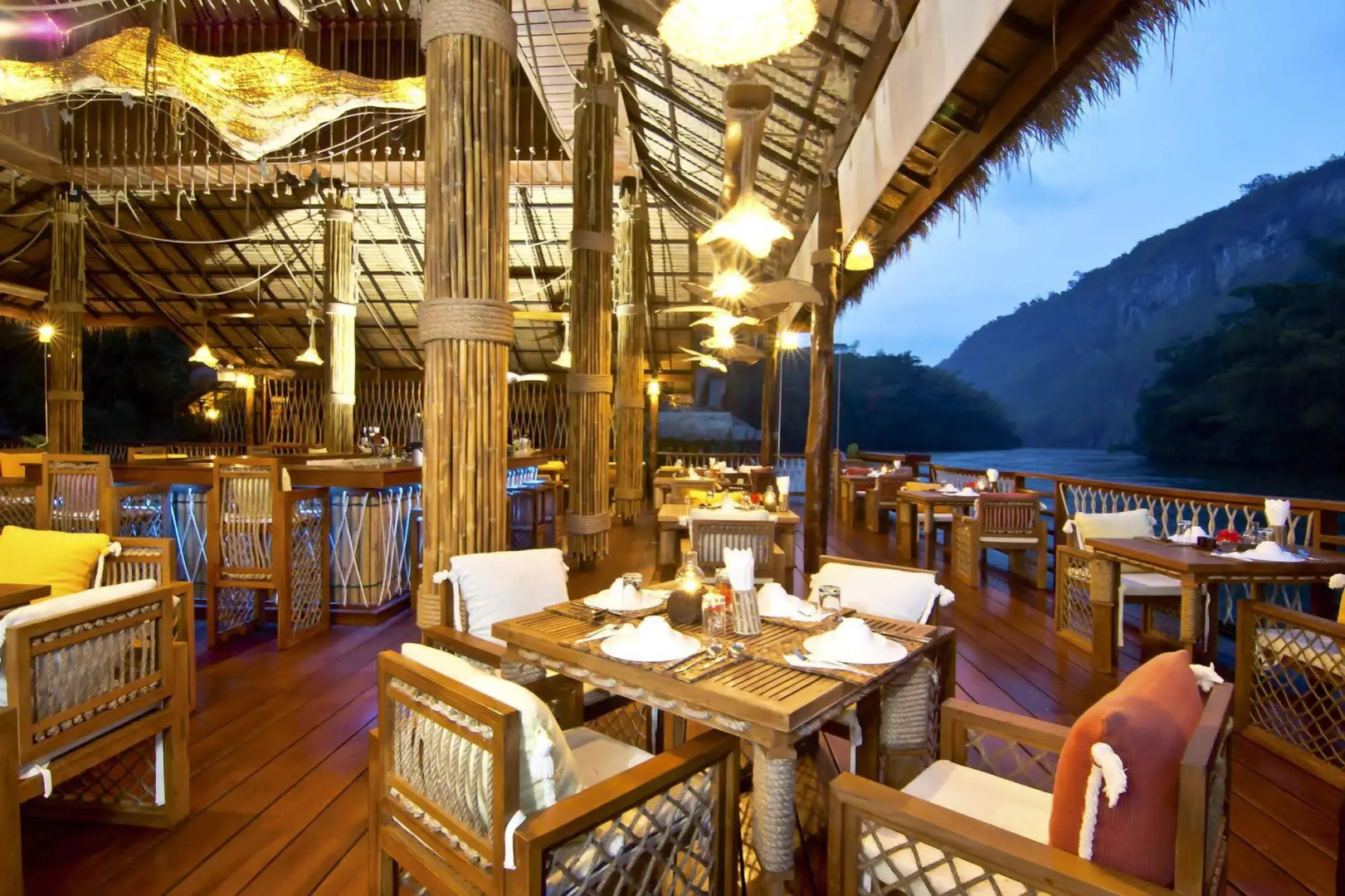 The FloatHouse River Kwai