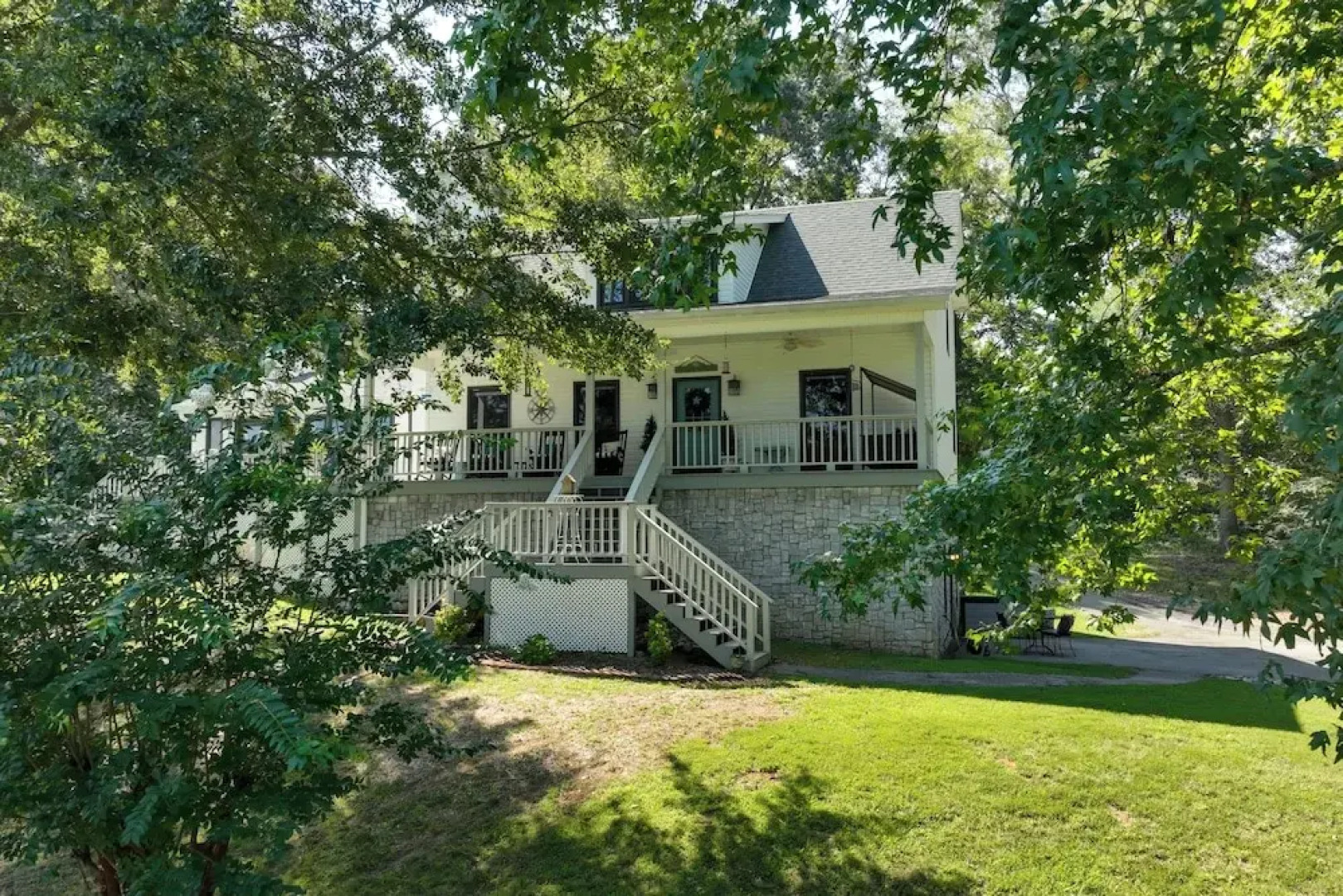 Waterfront Home Near Wilson Lake w/ Covered Porch!