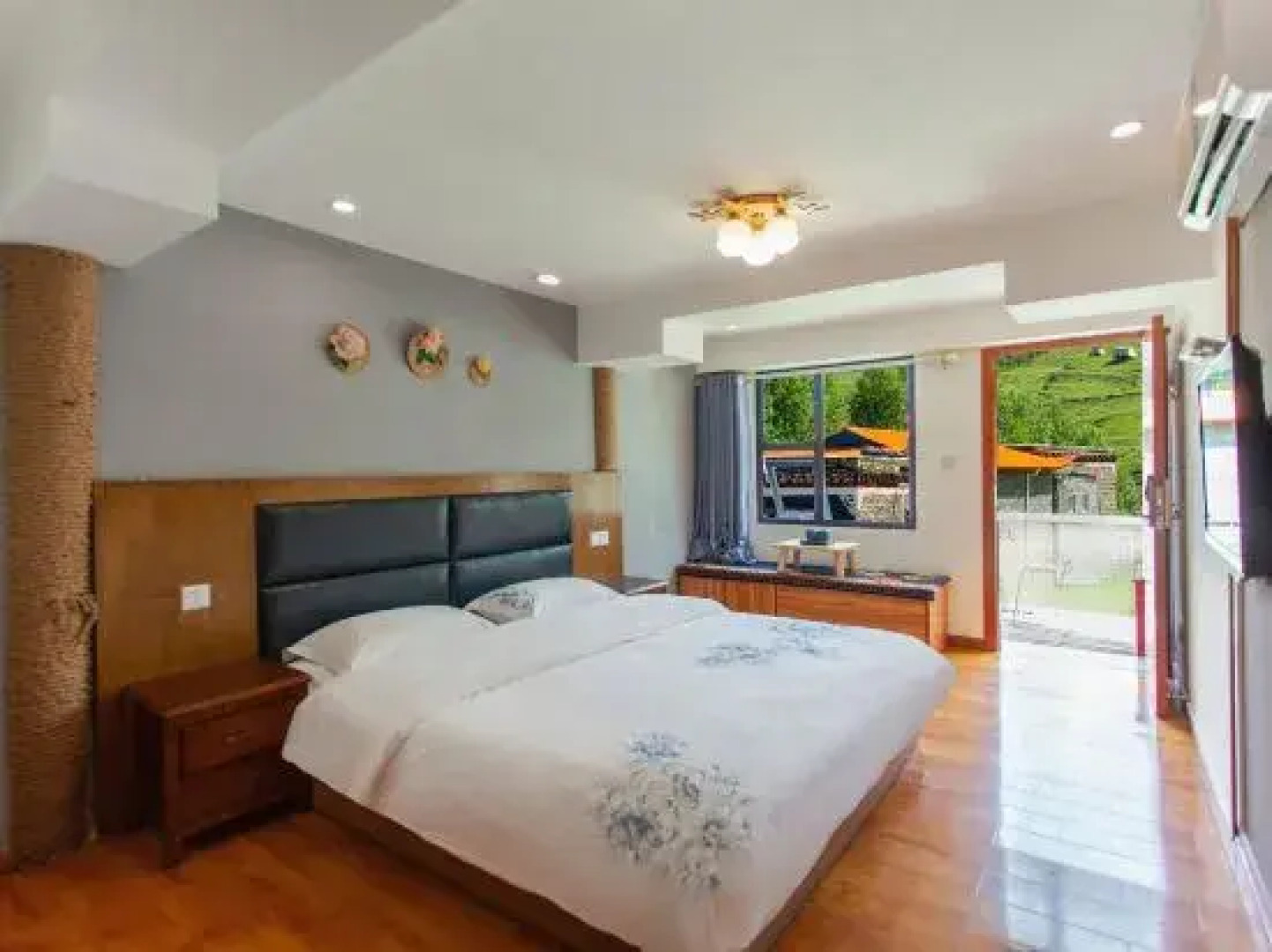 Garze Traveler's Inn