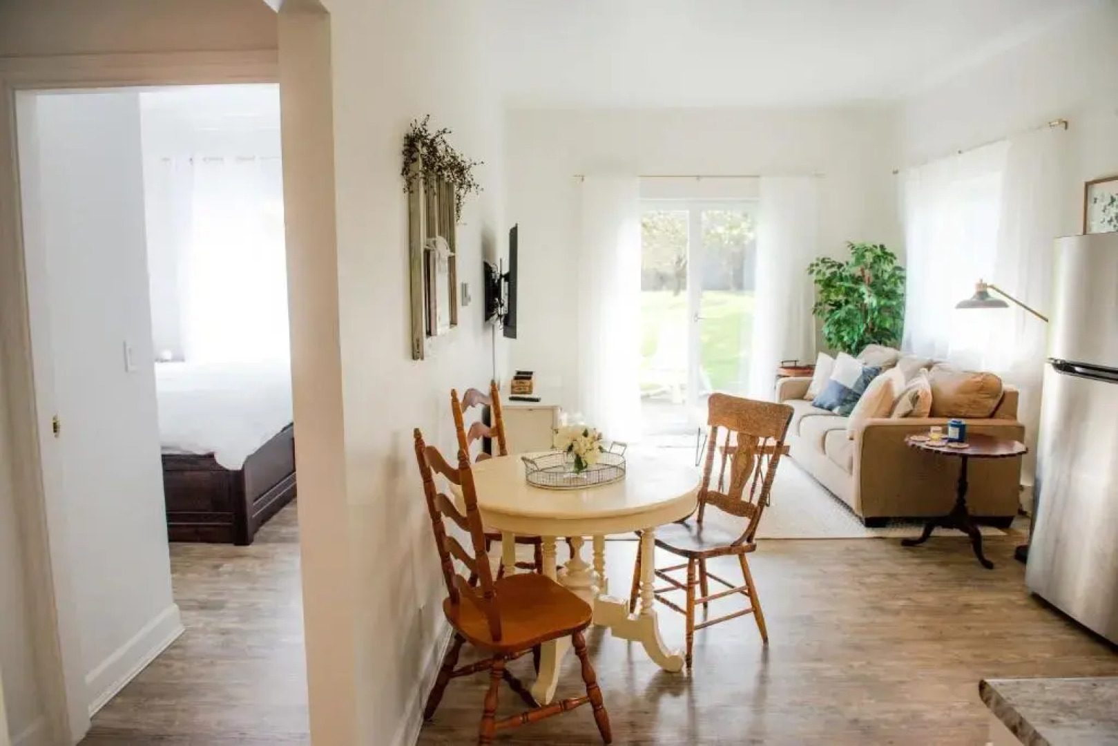 AndersonLane Garden Suite l Beach Access I Kitchen