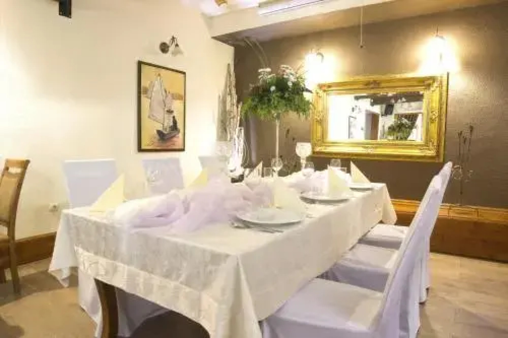 Hotel i Restauracja Nad Jeziorem