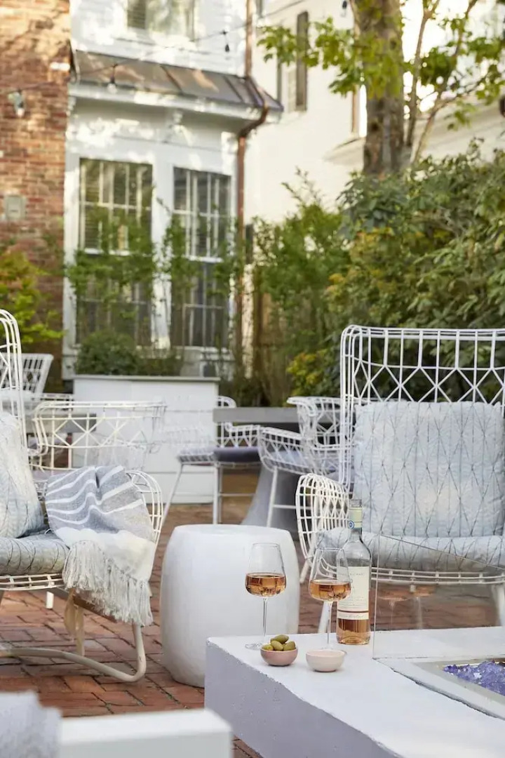 The Christopher, The Edgartown Collection