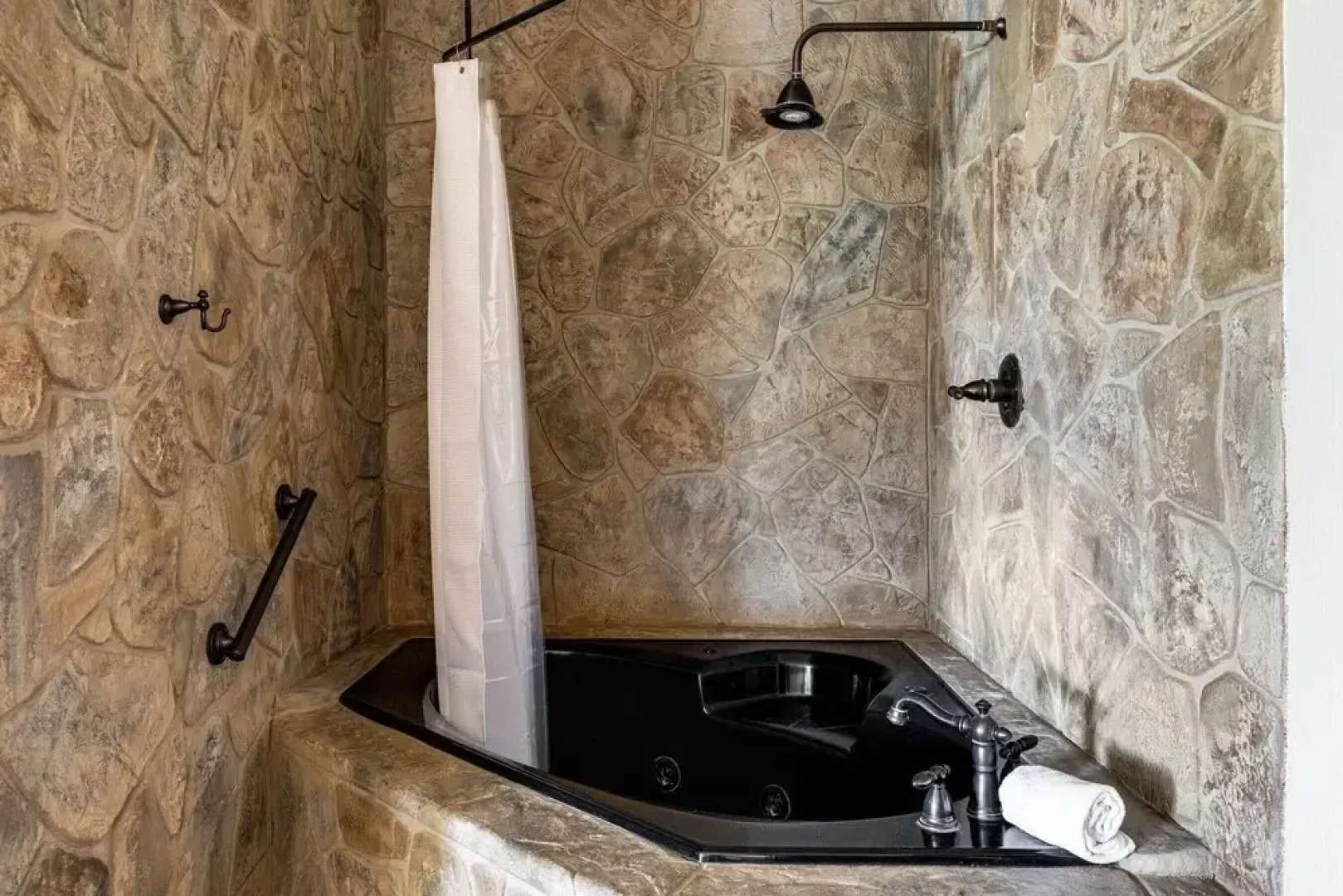 Wilson Creek Manor By Avantstay Sleeps 10! Amazing Estate w/ Pool & Game Room