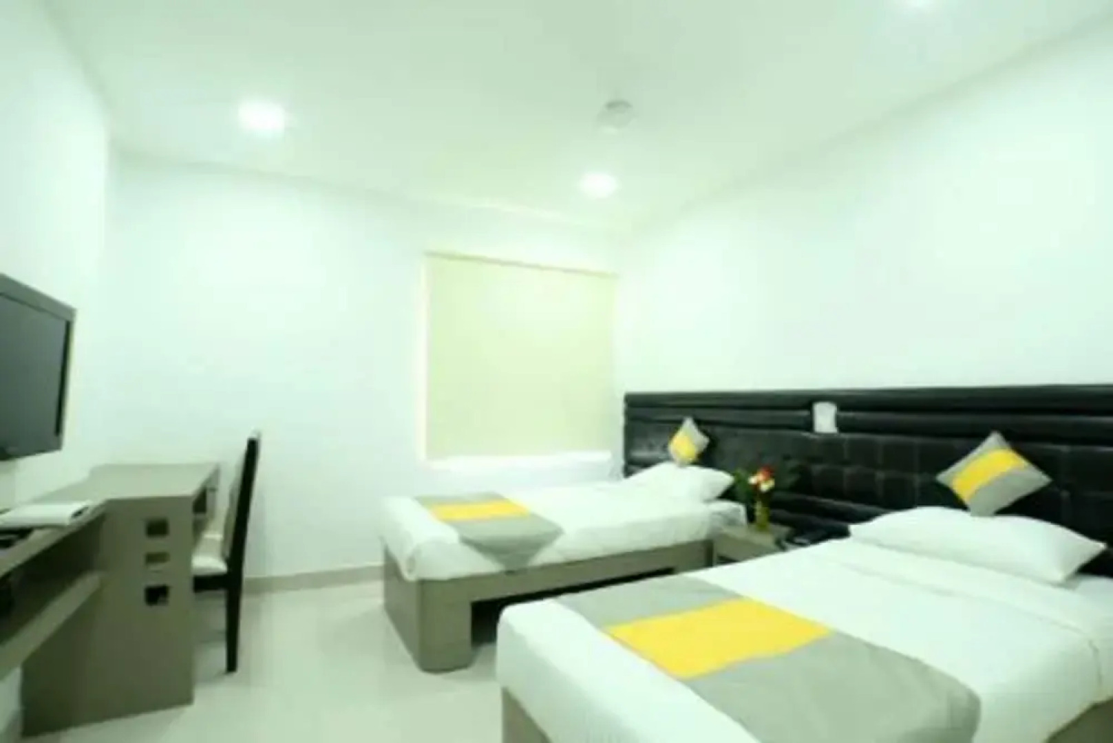 OYO Rooms Madhapur Lakeside