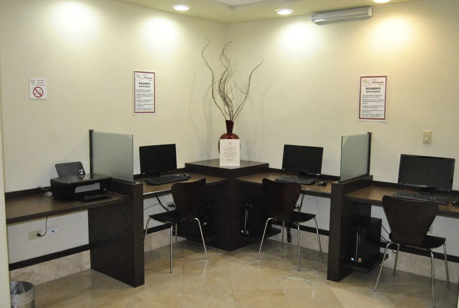 Hotel Alameda Express