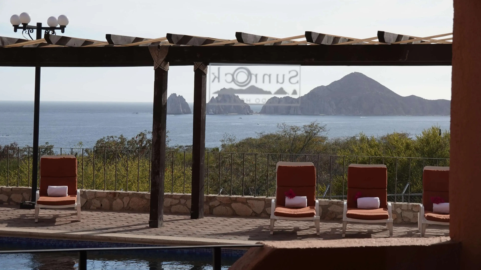 Sunrock Hotel and Suites