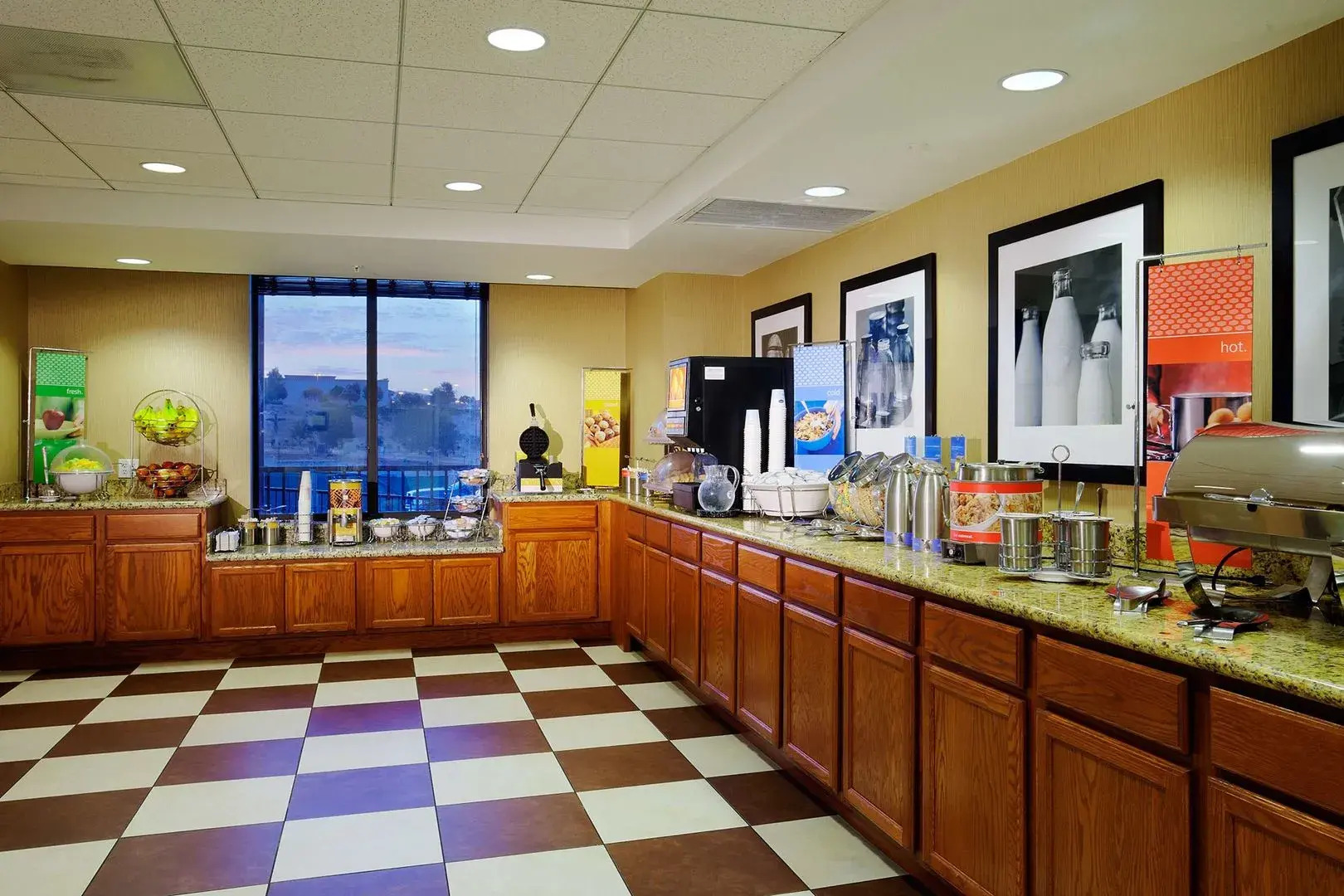 Hampton Inn & Suites Arroyo Grande/Pismo Beach Area, CA