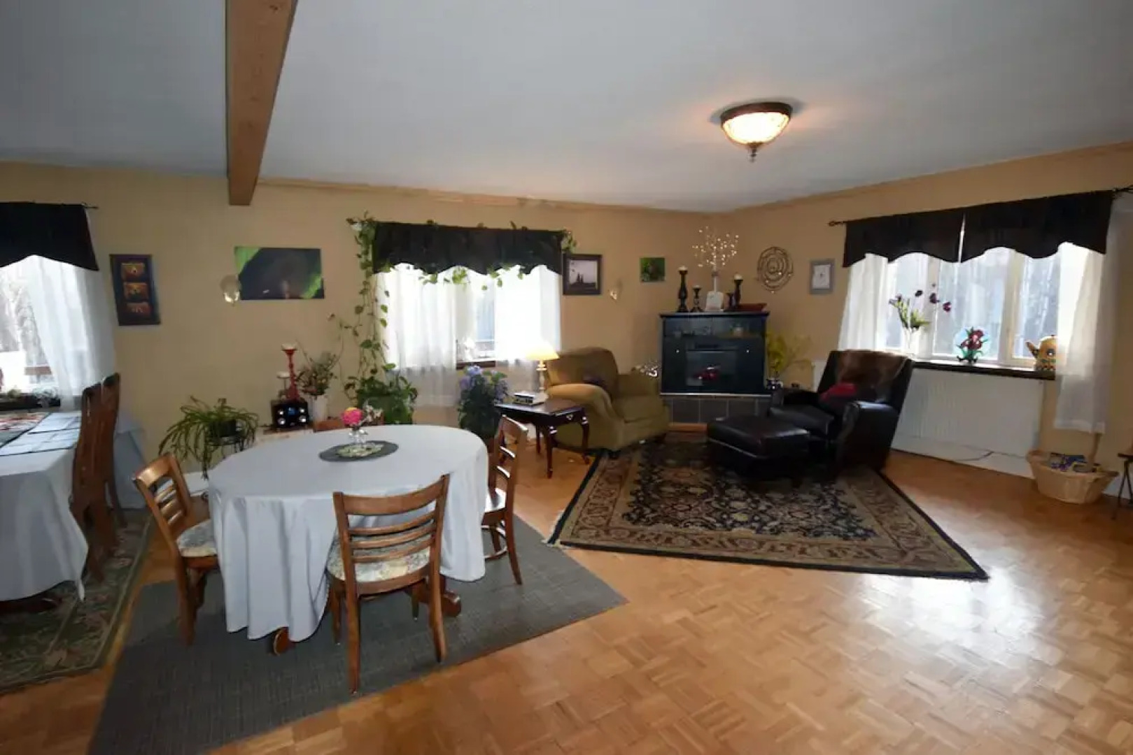 Alaska Grizzly Lodge