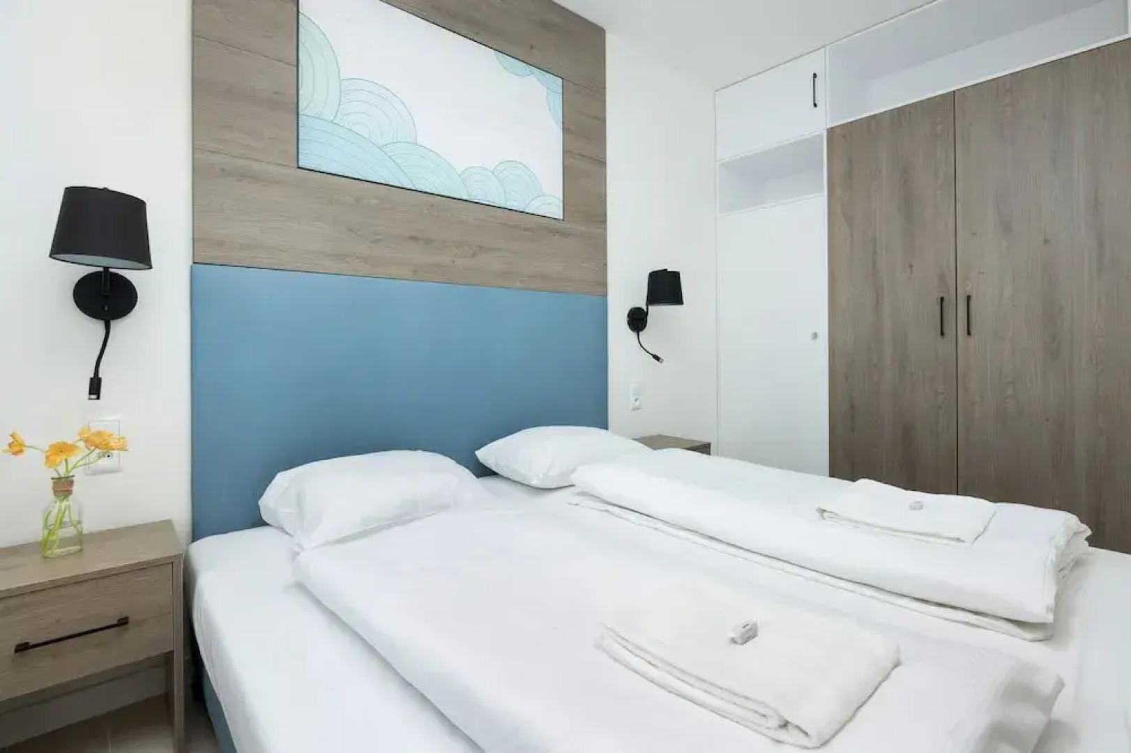 Aquamarina Onyx Apartments by Renters