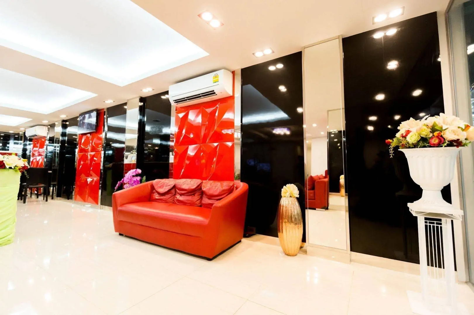 Euro luxury Pavillion