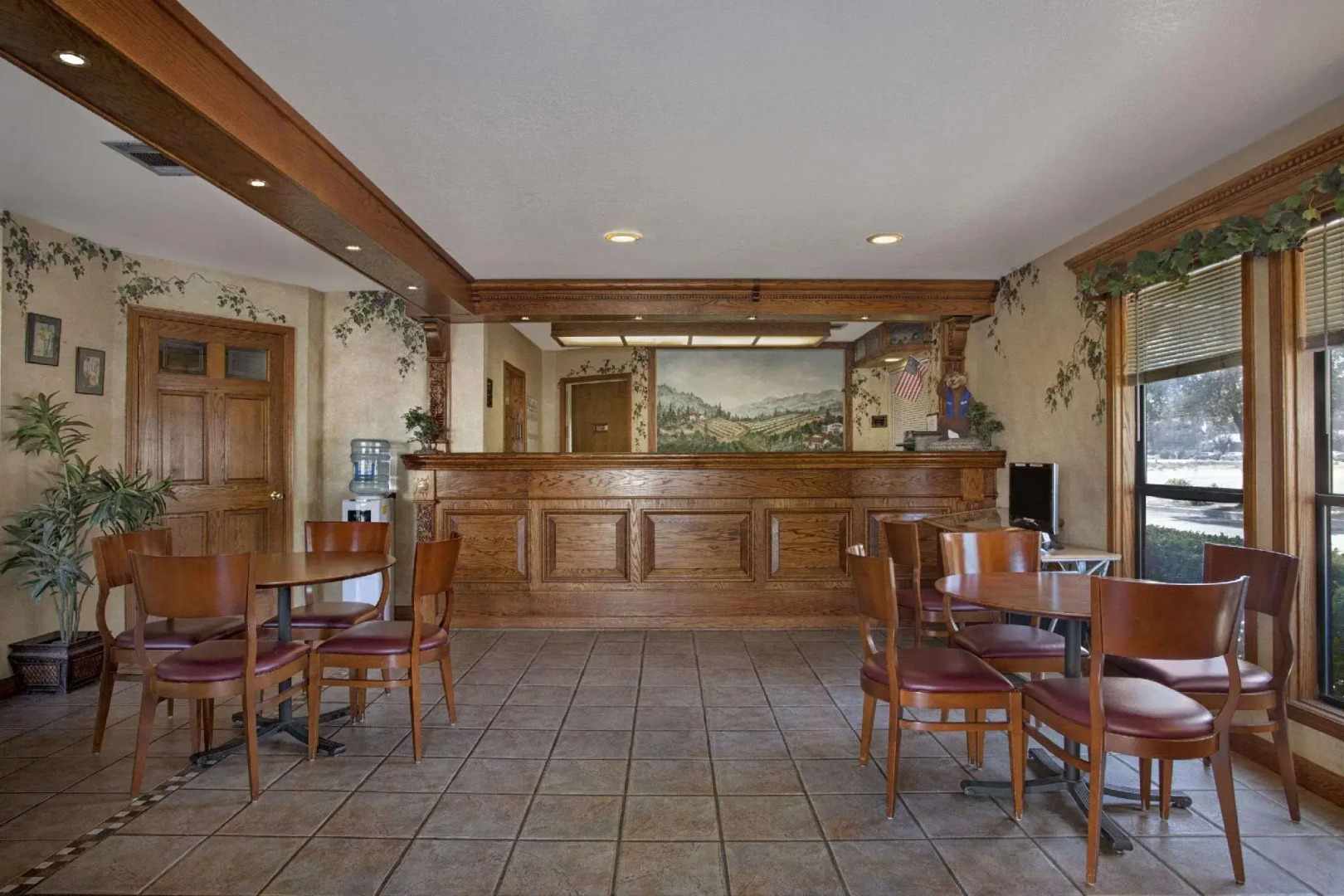 Red Lion Inn & Suites Lemoore