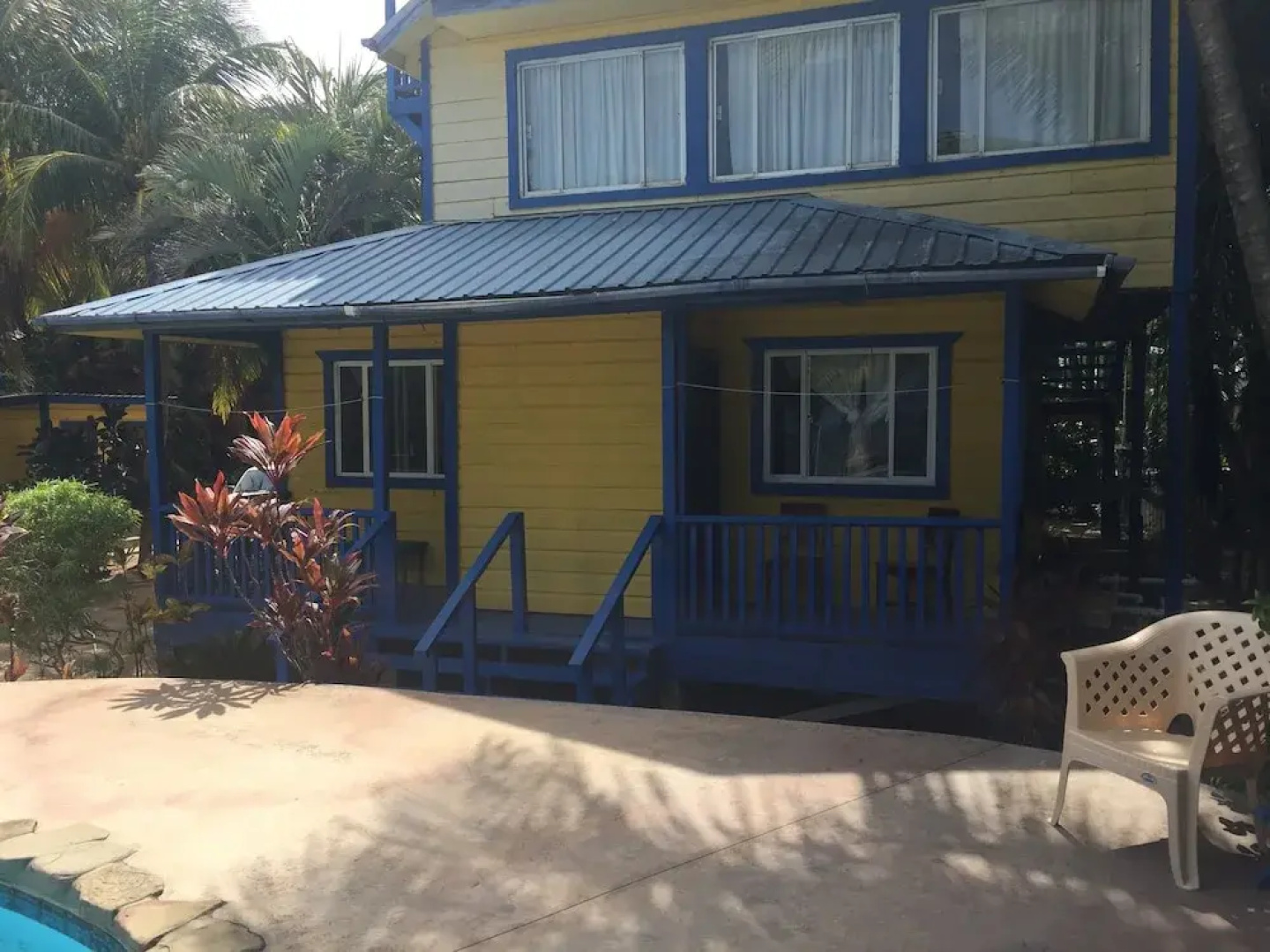 Maya Breeze Inn