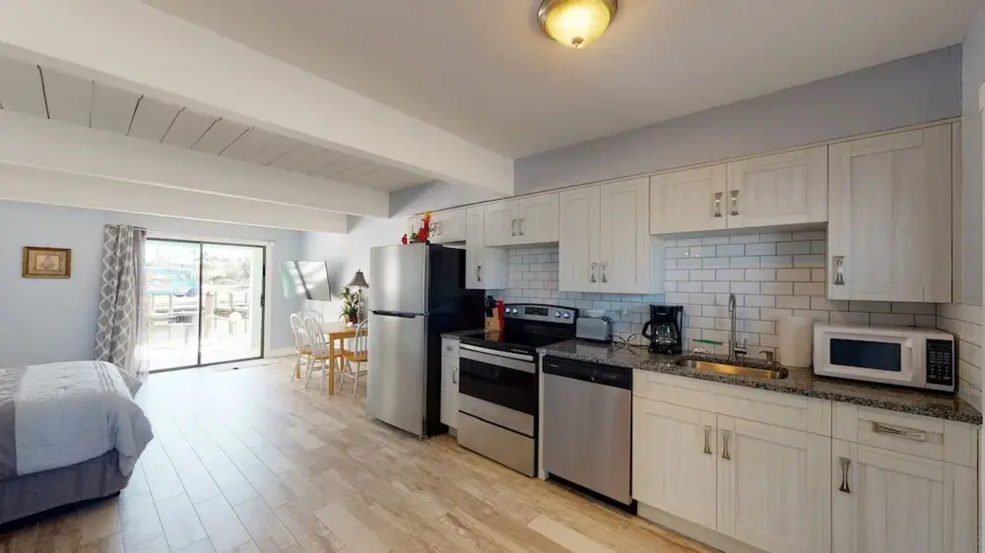 Off the Charts Inn & Out Island Resort