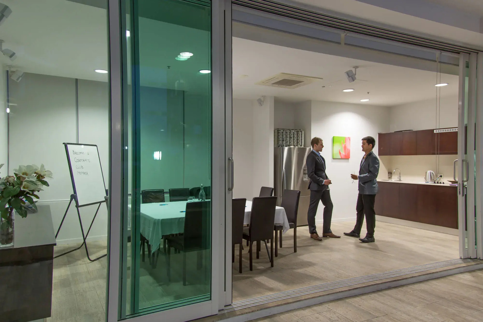 Lanai Riverside Apartments