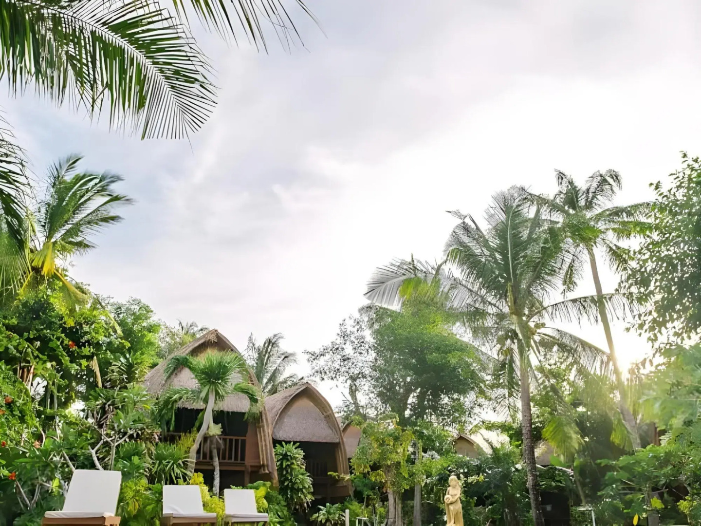 Sukanusa Luxury Huts