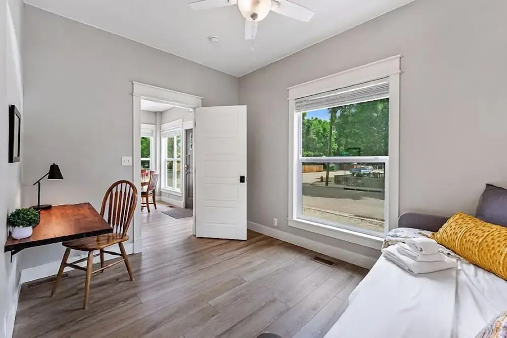 Cozy Chic Home in Downtown Loveland!