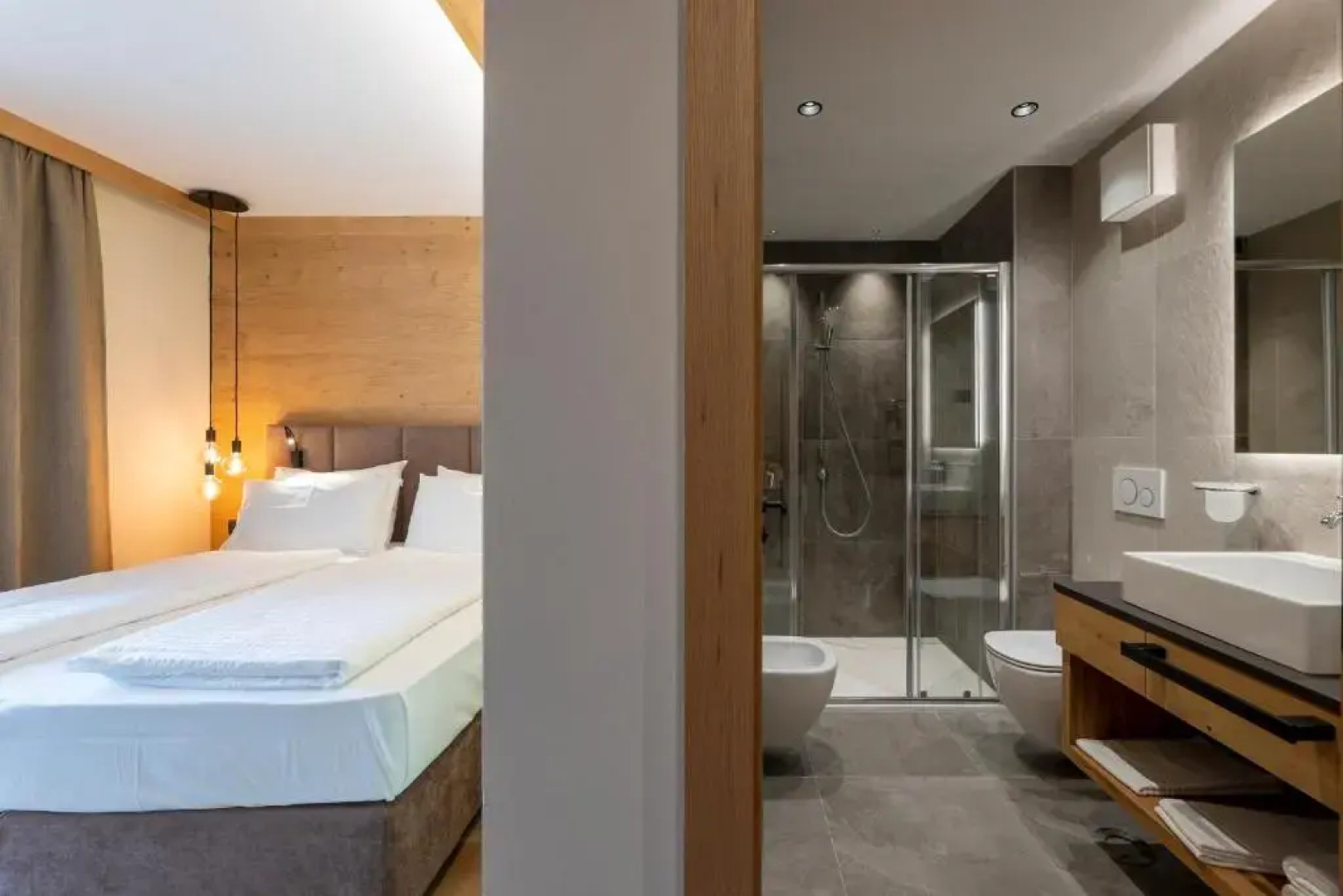 Lido Hotel & Apartments