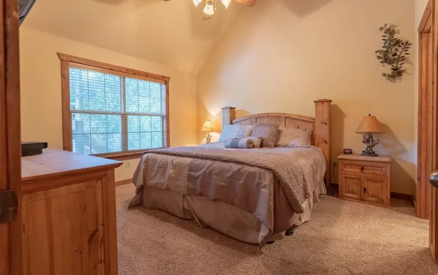 Dragan's Den by RedAwning