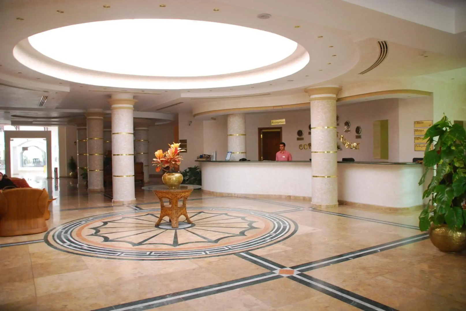 Отель Coral Hills Resort