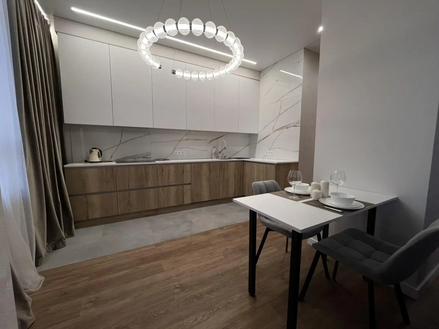 RentMe 24 (РентМи) на бульваре Скандинавский 12