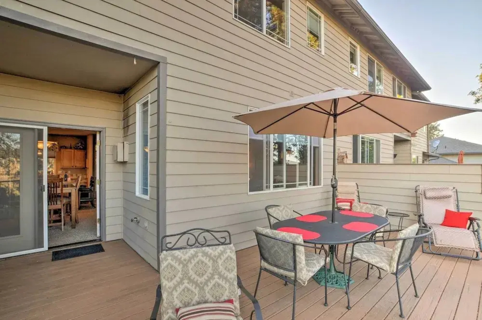 Rustic Klamath Falls Retreat w/ Private Deck!