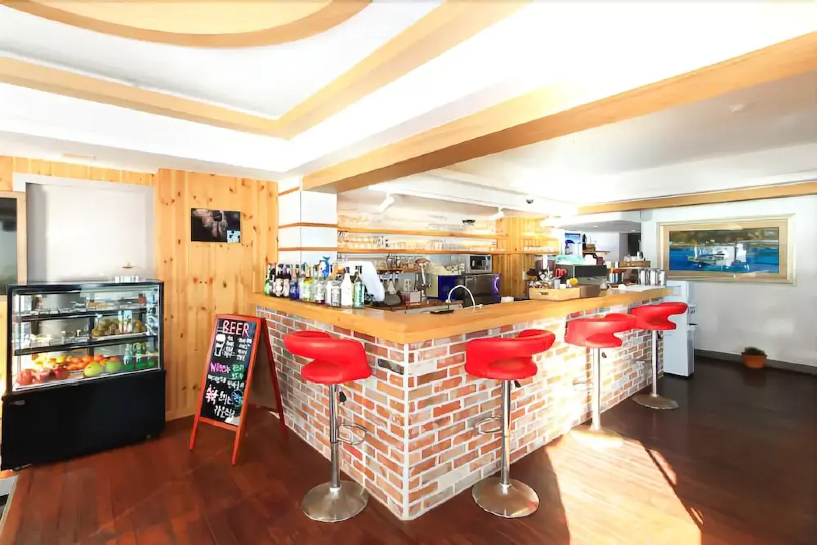 Uljin Firenze Ancient Palace Pension