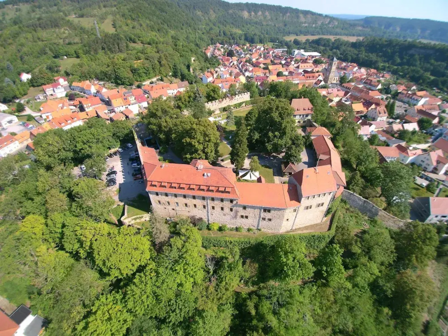 Hotel und Restaurant  Auf der Creuzburg