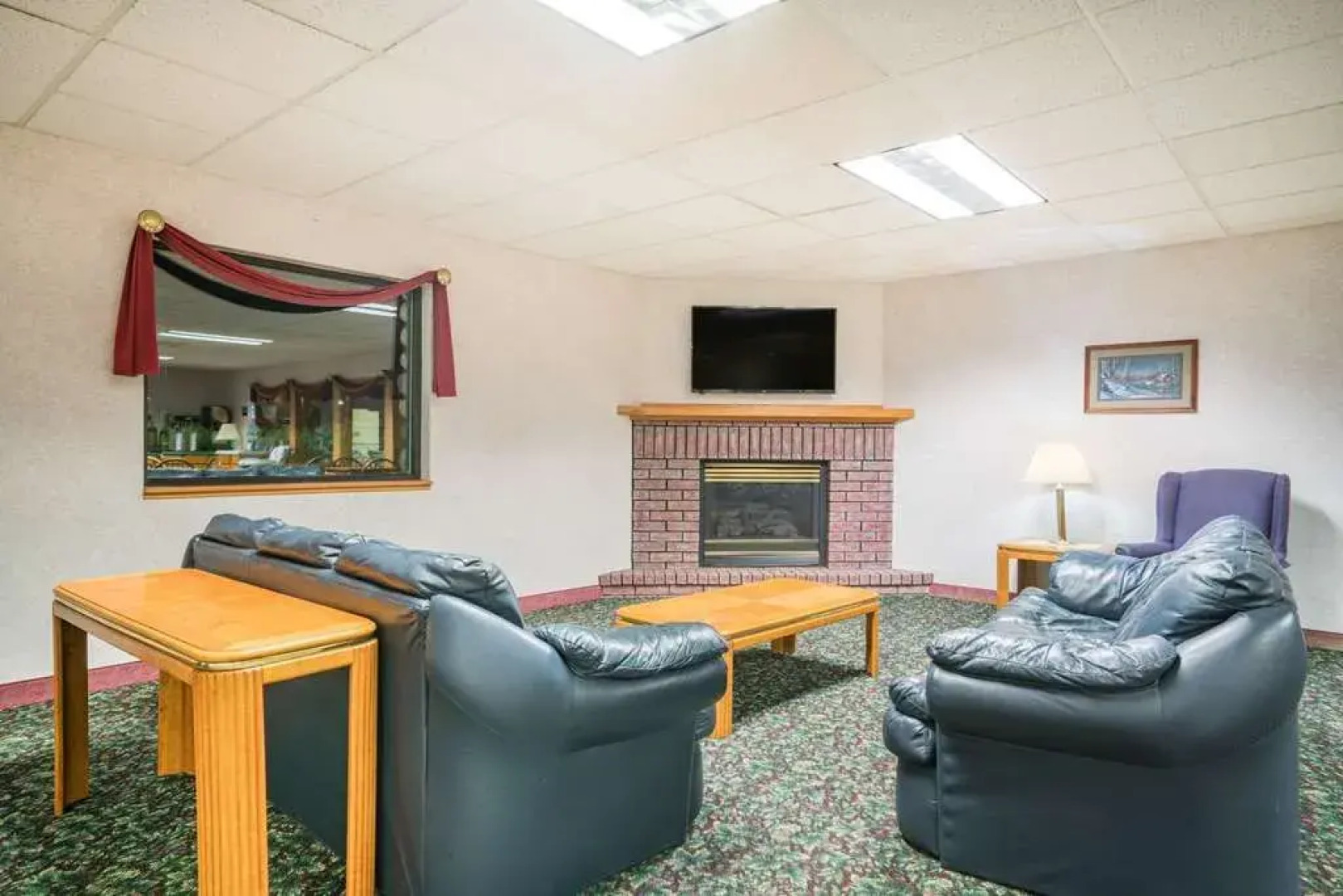 AmericInn by Wyndham Tomahawk