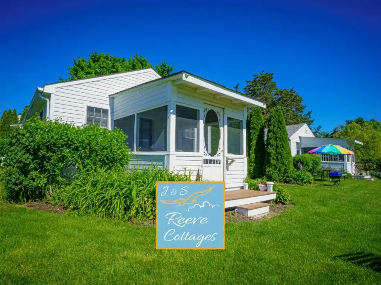 Premier Waterfront Cottage 2