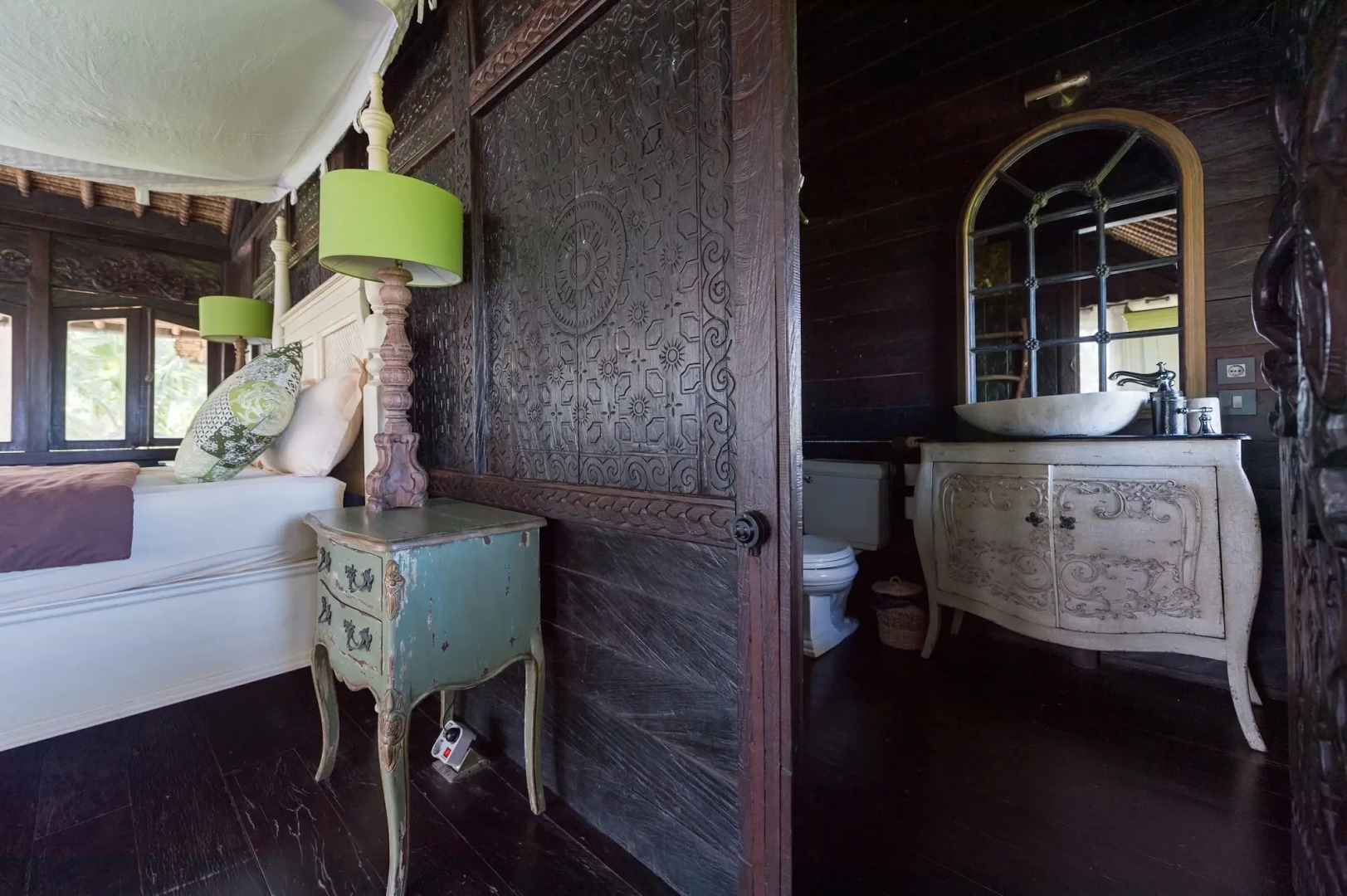 Most Exotic Beachfront Villa Keong