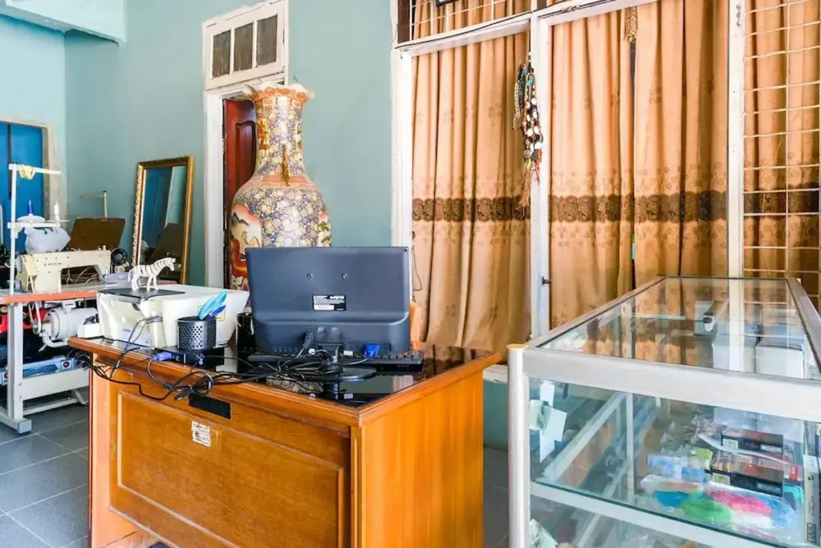 OYO Life 2745 Nabeza House