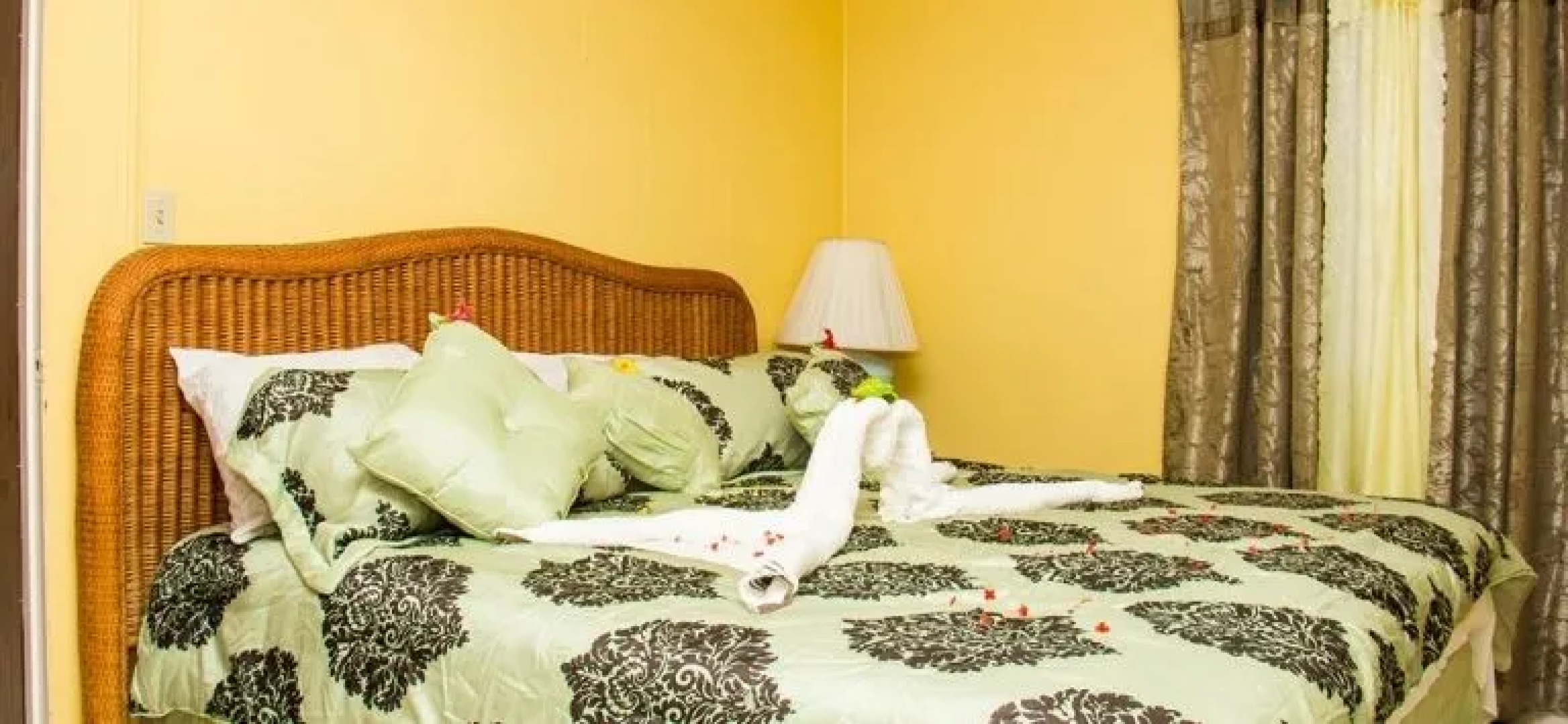 Oceanic View Exclusive Vacation Cottages