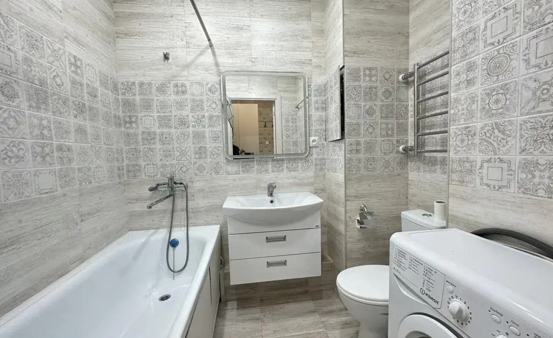 По суткам 33 на улице Северная 2Б