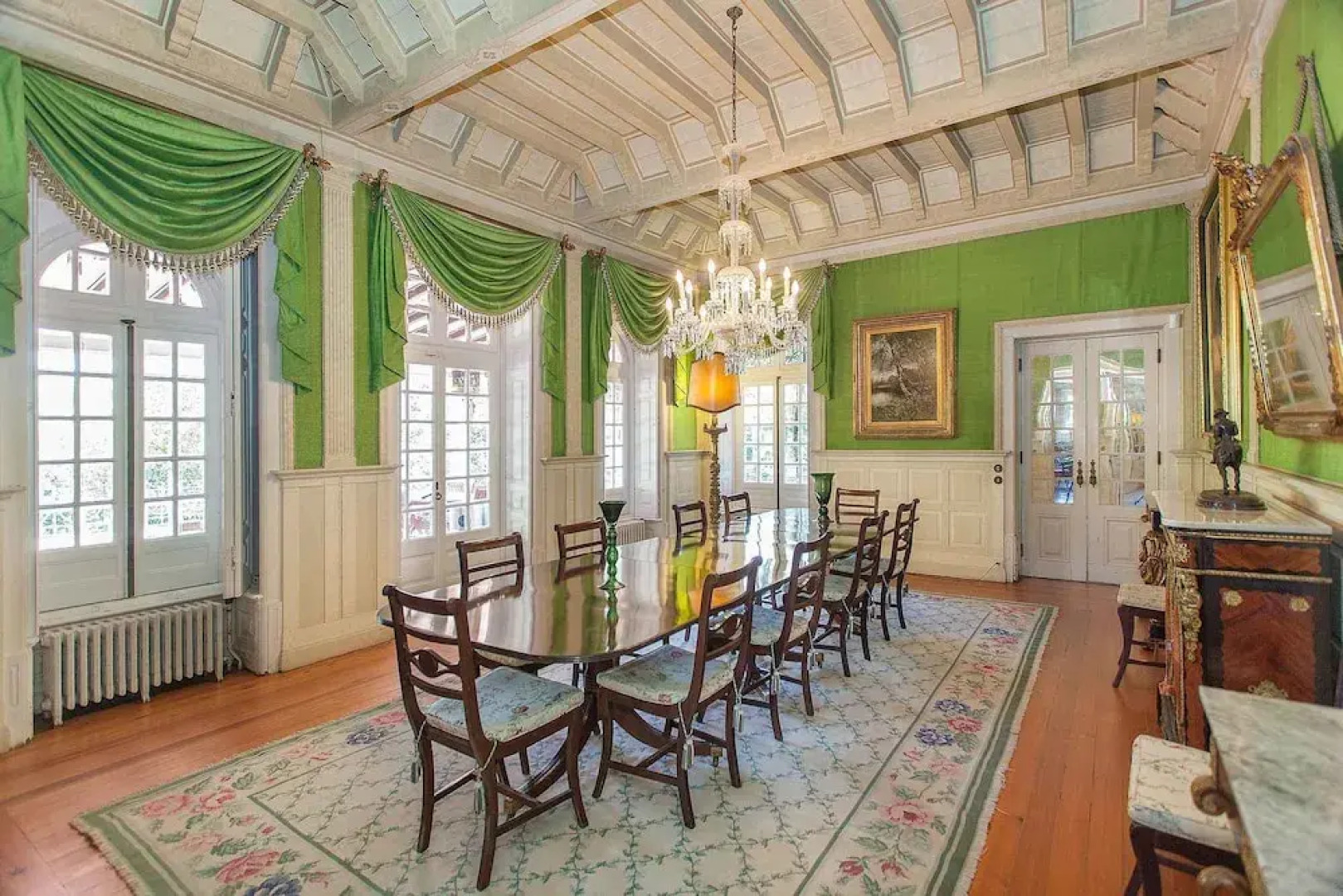 The Romantic Suites & Garden Guest House - Adults Only