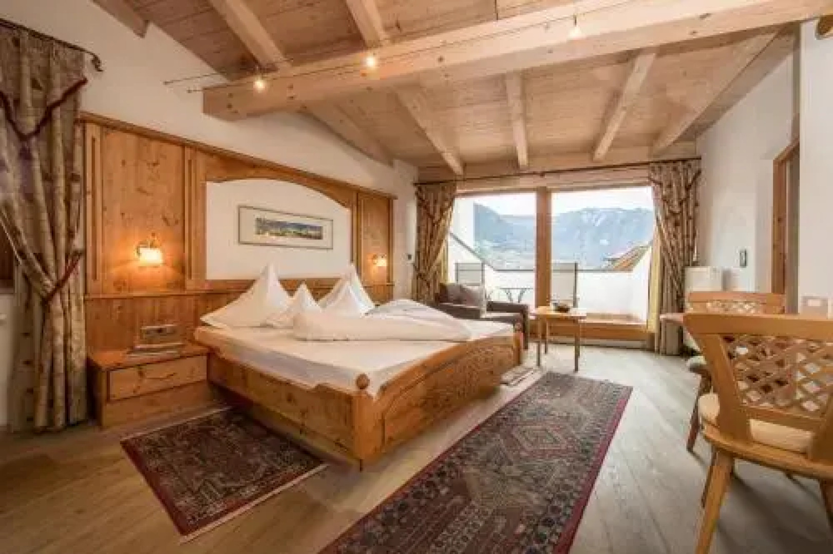 Отель Patriarch