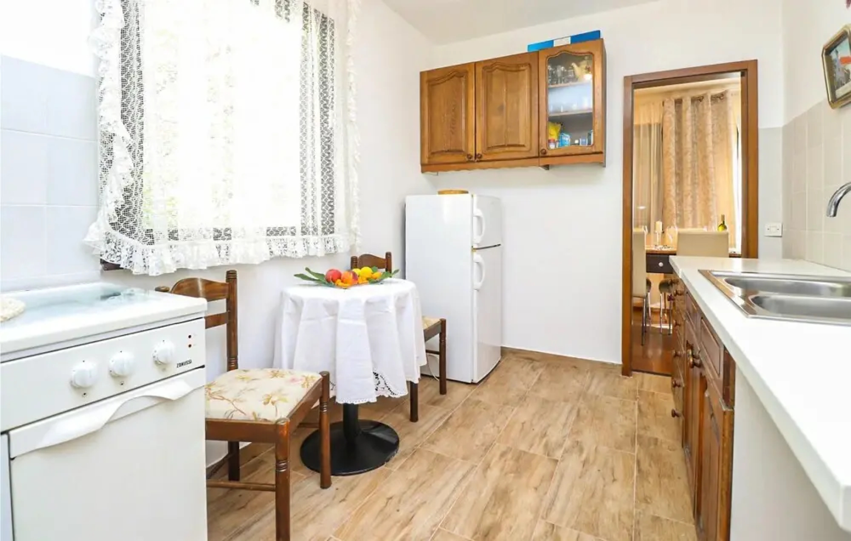Amazing Home in Blato na Cetini With Wifi and 3 Bedrooms