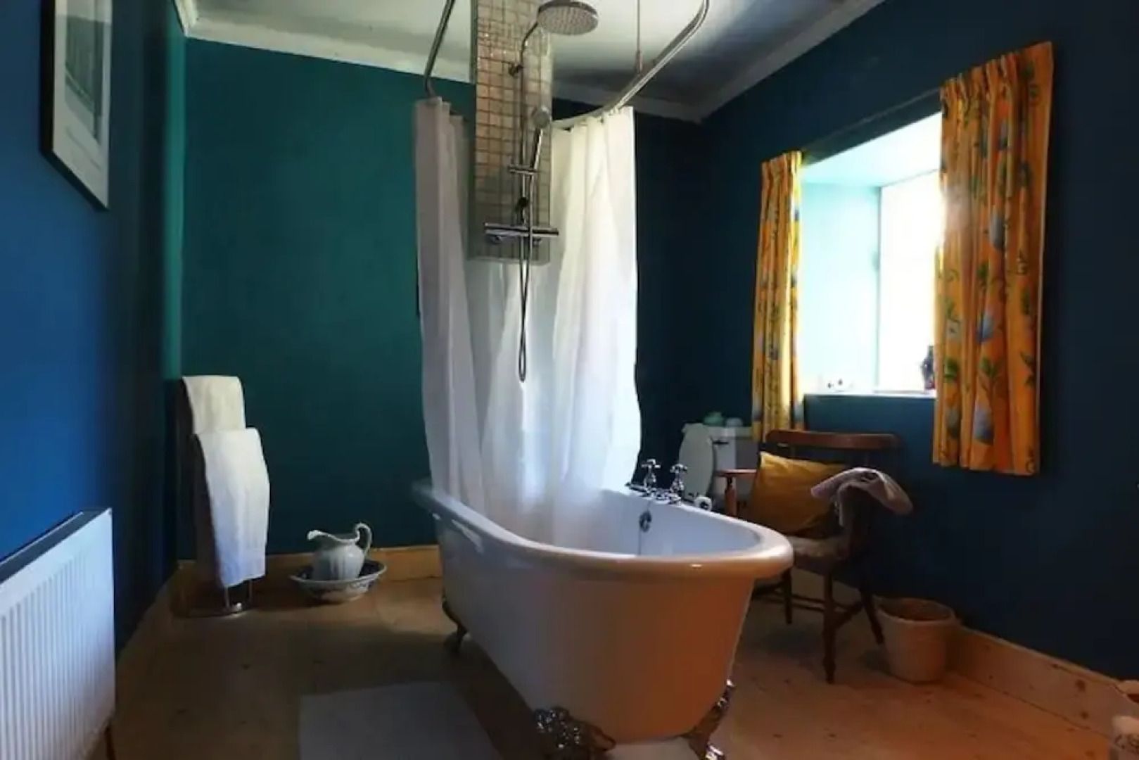 Shannon View 3 Bed Farm House With Private Parking