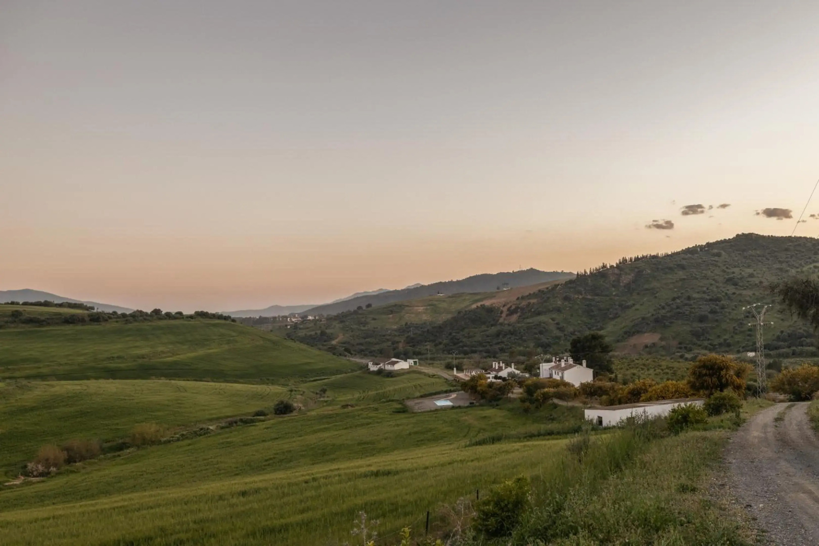 Casa Grande / Rosas Cantares