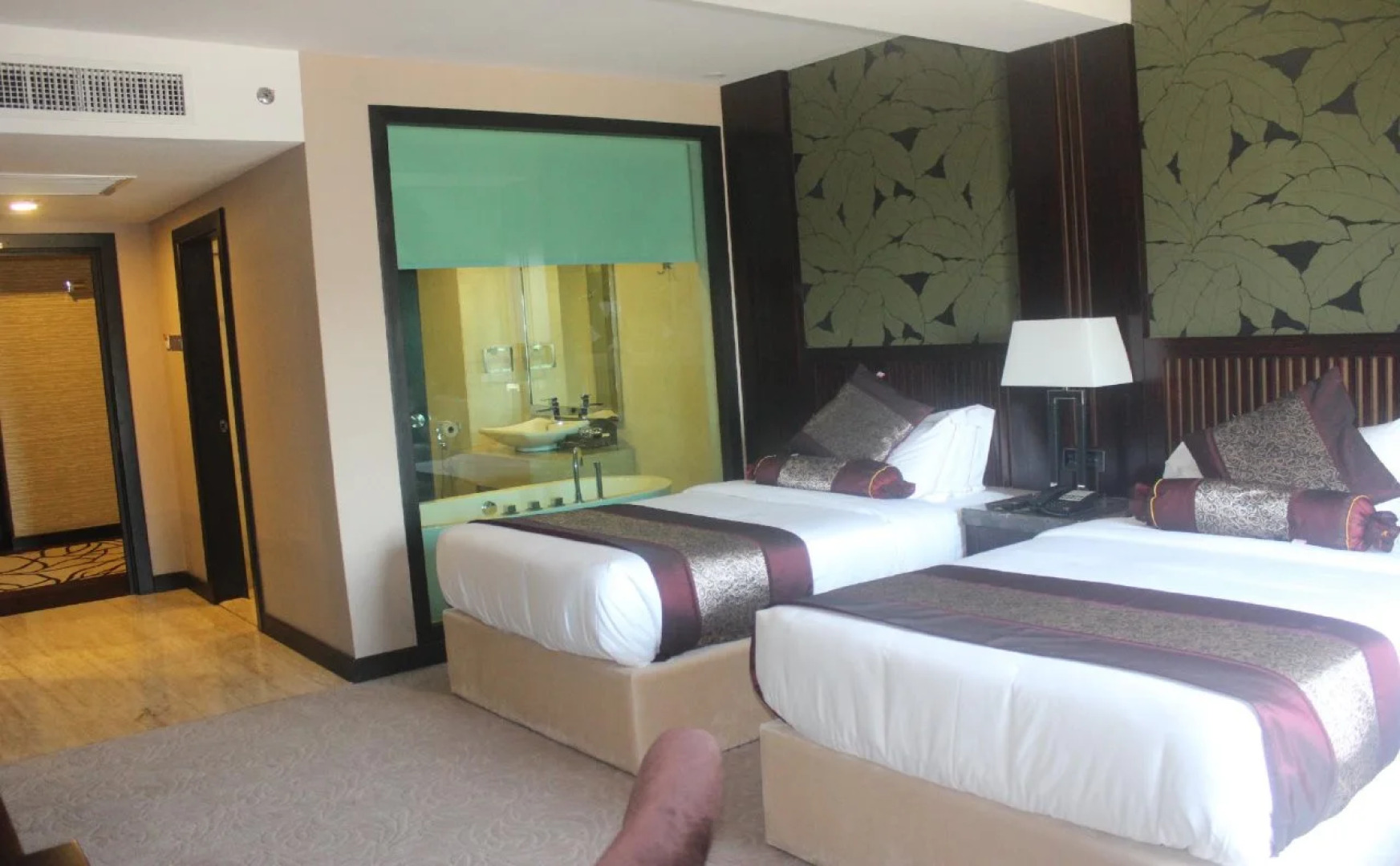 Royale Signature Hotel