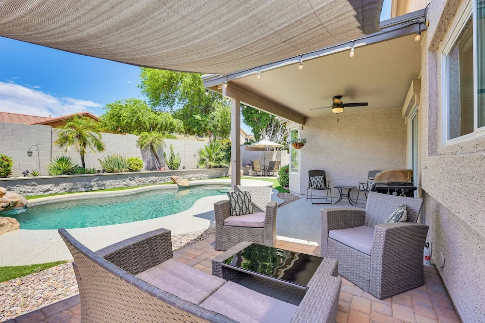 Private Pool & Patio: Home in Surprise!
