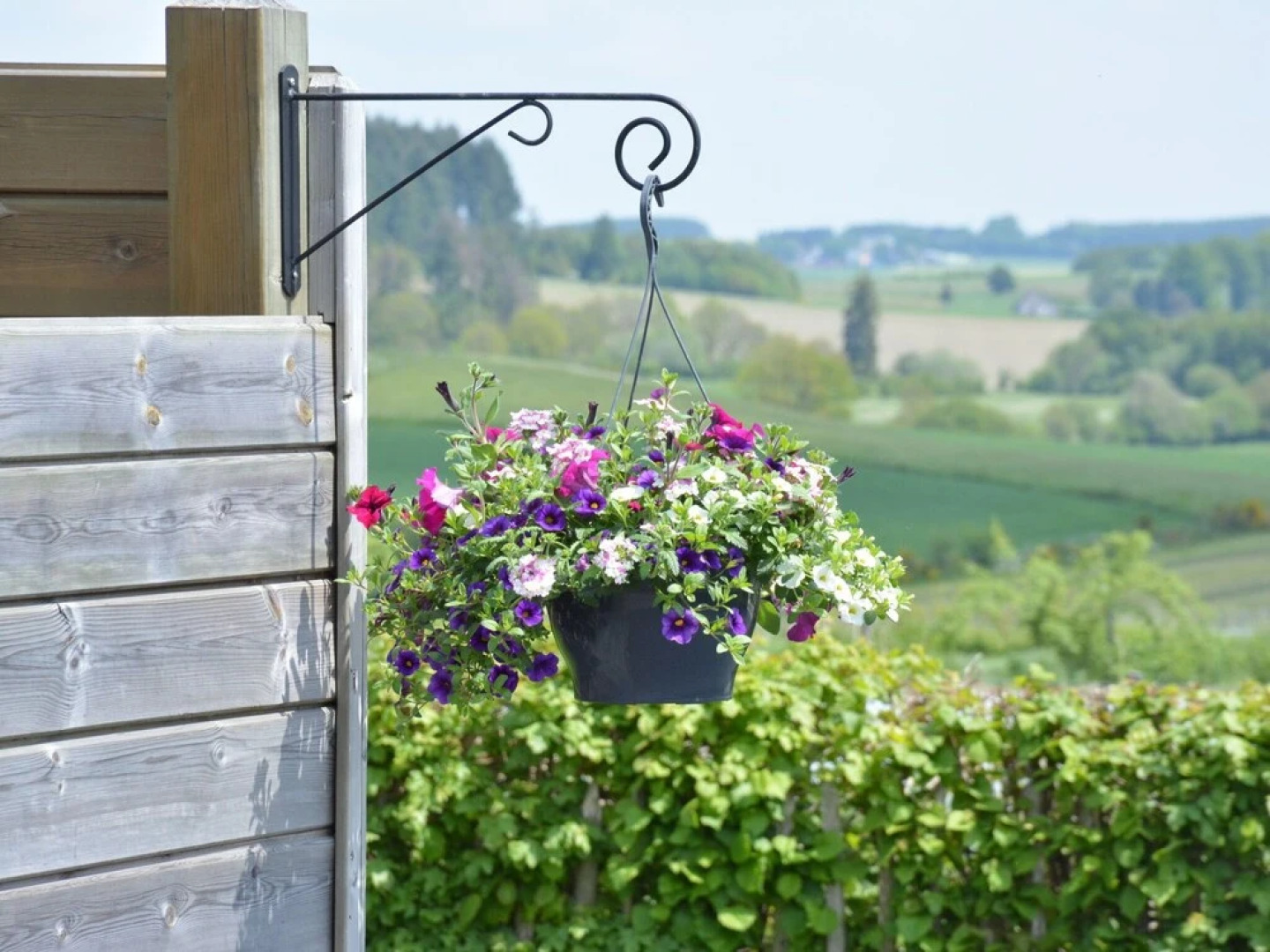 Lovely Holiday Home in Bastogne with Hot Tub