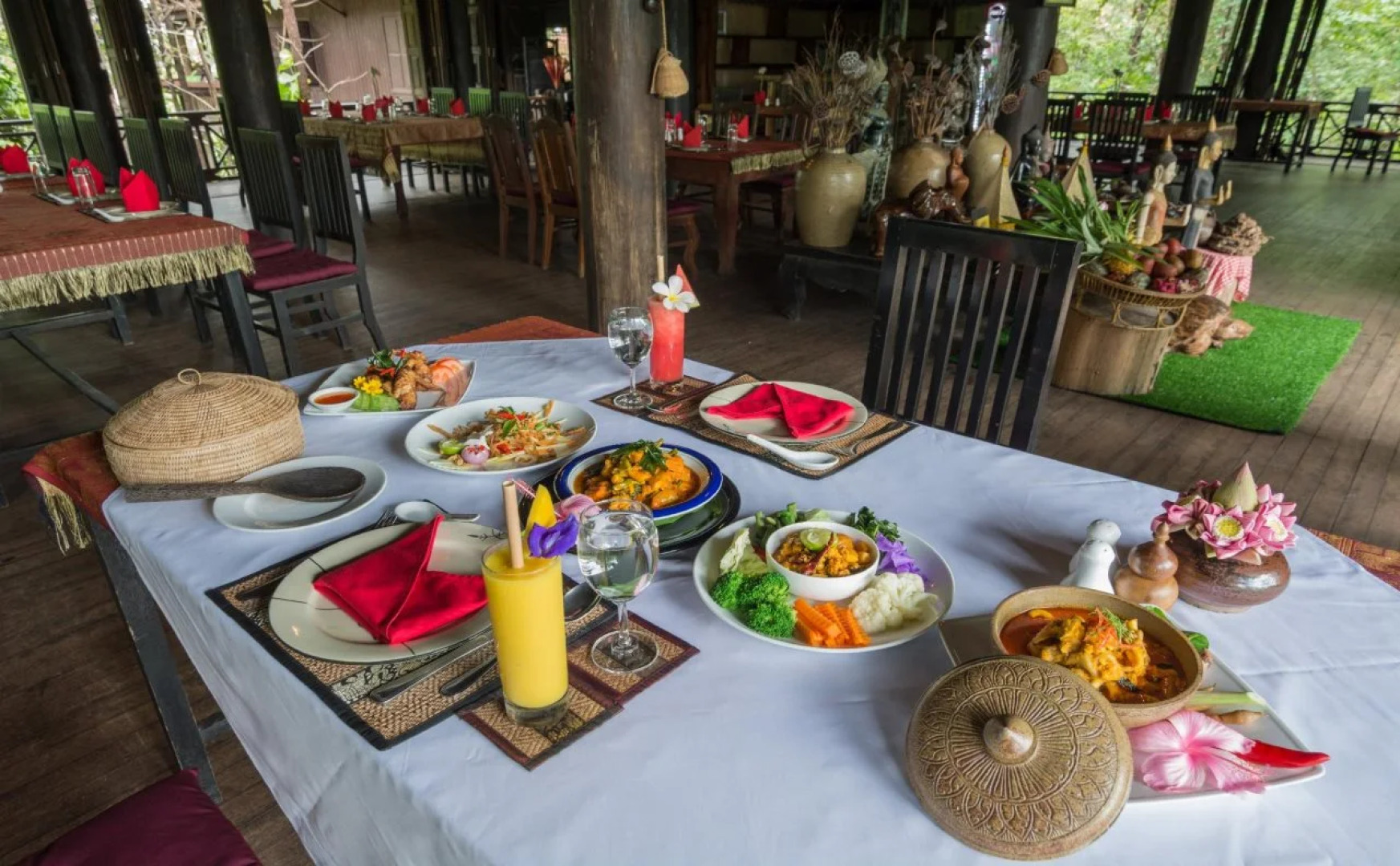 Bong Thom Forest Lodge