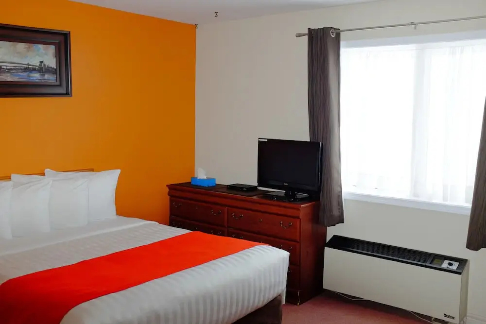 Hotel Robin Hood and Suites